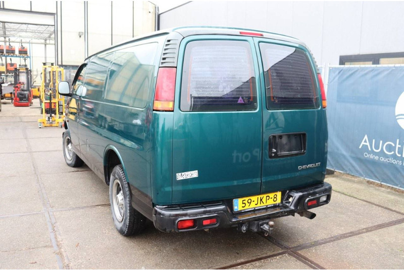 Chevrolet Chevy Van - Цельнометаллический фургон: фото 4 Chevrolet Chevy Van - Цельнометаллический фургон: фото 4