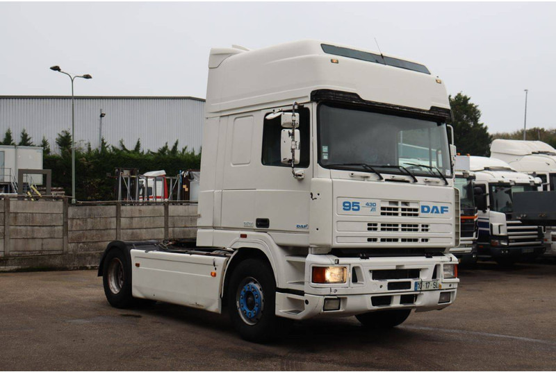 Грузовик-шасси DAF 95 430 ATI: фото 6