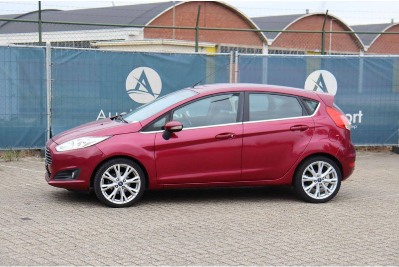 Ford Fiesta - Седан: фото 1 Ford Fiesta - Седан: фото 1