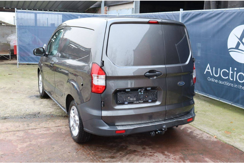 Ford Transit Courier - Цельнометаллический фургон: фото 4 Ford Transit Courier - Цельнометаллический фургон: фото 4