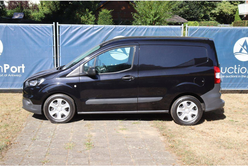 Ford Transit Courier - Цельнометаллический фургон: фото 2 Ford Transit Courier - Цельнометаллический фургон: фото 2