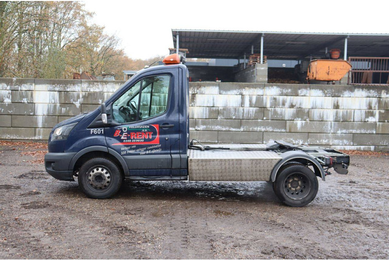 Ford Transit TRANSIT - Цельнометаллический фургон: фото 2 Ford Transit TRANSIT - Цельнометаллический фургон: фото 2