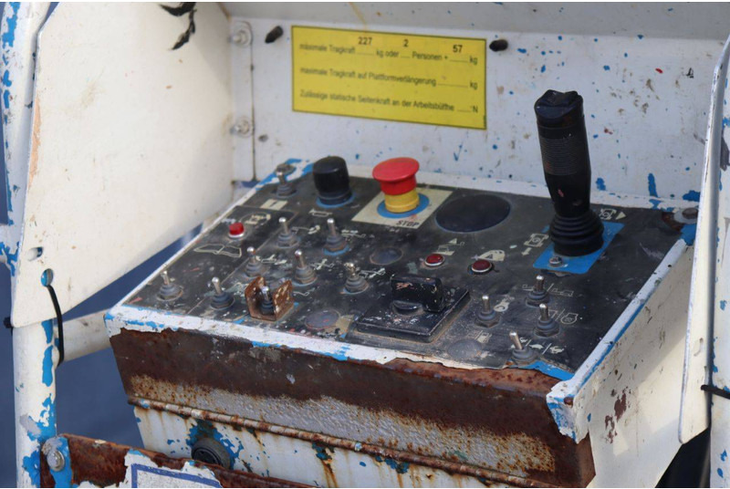 Коленчатый подъемник Genie Z-34/22: фото 18 Коленчатый подъемник Genie Z-34/22: фото 18