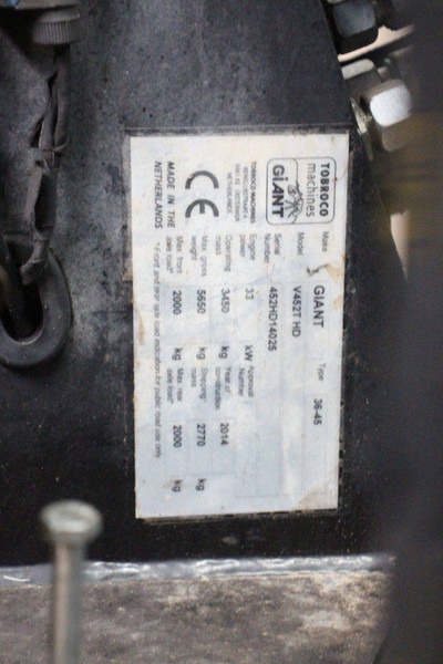 Колёсный погрузчик Giant V452T HD: фото 17 Колёсный погрузчик Giant V452T HD: фото 17