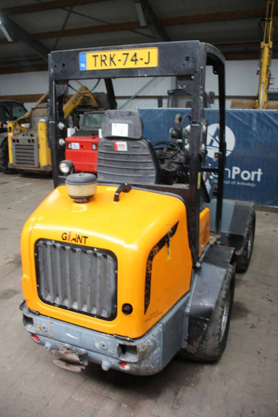 Giant V452T HD - Колёсный погрузчик: фото 5 Giant V452T HD - Колёсный погрузчик: фото 5