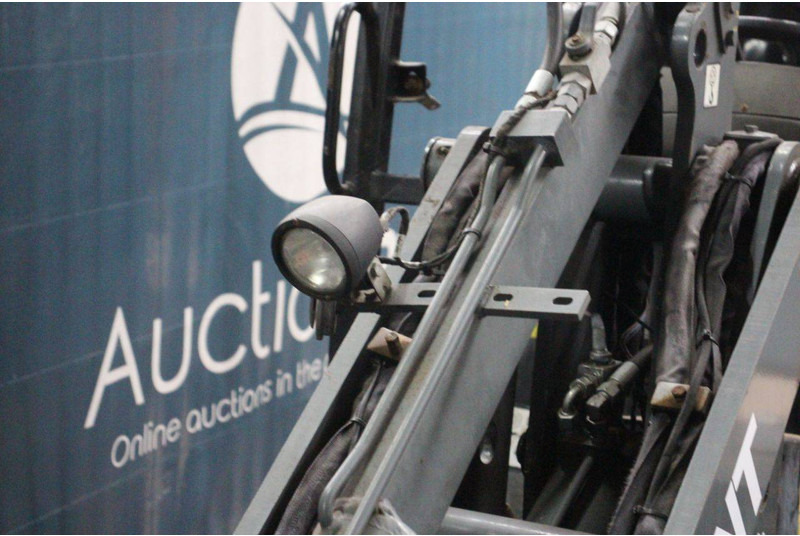 Колёсный погрузчик Giant V452T HD: фото 11 Колёсный погрузчик Giant V452T HD: фото 11