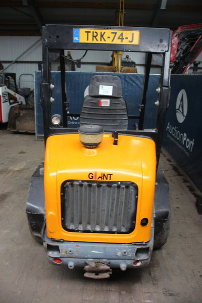 Giant V452T HD - Колёсный погрузчик: фото 4 Giant V452T HD - Колёсный погрузчик: фото 4