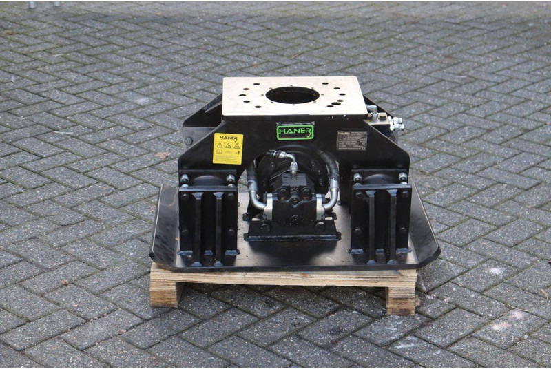 Haner HPC 300A - Виброплита: фото 2 Haner HPC 300A - Виброплита: фото 2