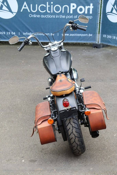 Harley-Davidson Dyna Street Bob - Мотоцикл: фото 5 Harley-Davidson Dyna Street Bob - Мотоцикл: фото 5