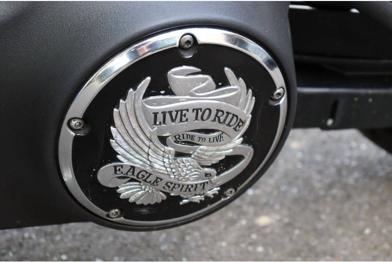 Мотоцикл Harley-Davidson Dyna Wide Glide: фото 17 Мотоцикл Harley-Davidson Dyna Wide Glide: фото 17