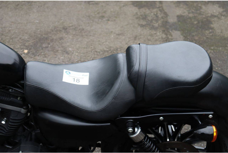 Мотоцикл Harley-Davidson Sporster XL 883 Iron: фото 18 Мотоцикл Harley-Davidson Sporster XL 883 Iron: фото 18