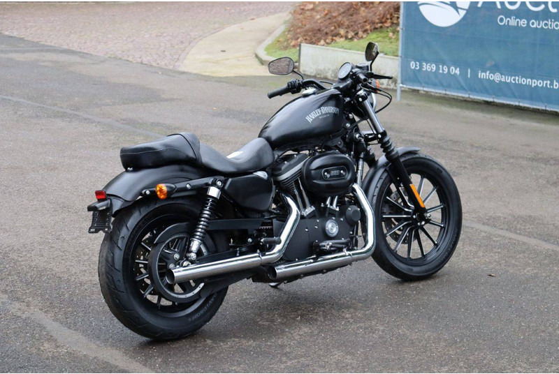 Мотоцикл Harley-Davidson Sporster XL 883 Iron: фото 6 Мотоцикл Harley-Davidson Sporster XL 883 Iron: фото 6