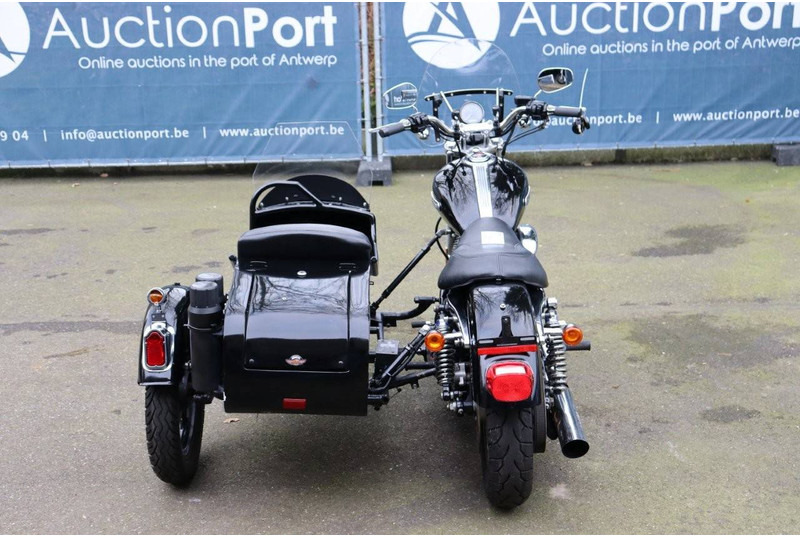 Harley-Davidson Sporster XL883 - Мотоцикл: фото 5 Harley-Davidson Sporster XL883 - Мотоцикл: фото 5