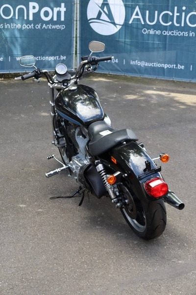 Harley-Davidson Sportster XL883 - Мотоцикл: фото 4 Harley-Davidson Sportster XL883 - Мотоцикл: фото 4