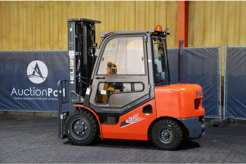 Heli CPCD35 - Дизельный погрузчик: фото 3 Heli CPCD35 - Дизельный погрузчик: фото 3