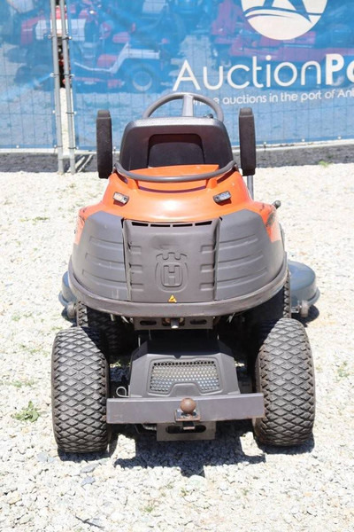 Husqvarna 422Ts AWD - Газонокосилка: фото 5 Husqvarna 422Ts AWD - Газонокосилка: фото 5