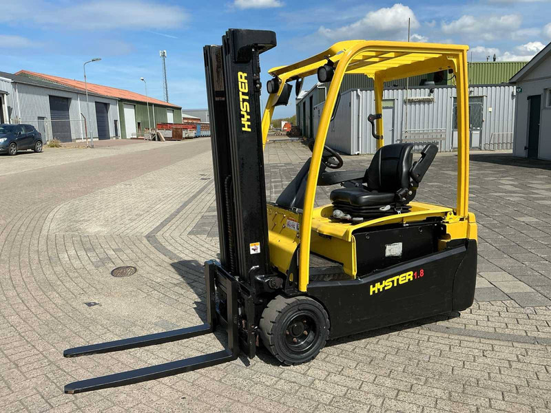 Hyster J1.8XNT LWB - Электропогрузчик: фото 1 Hyster J1.8XNT LWB - Электропогрузчик: фото 1
