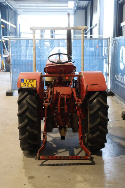 International 423 - Трактор: фото 5 International 423 - Трактор: фото 5