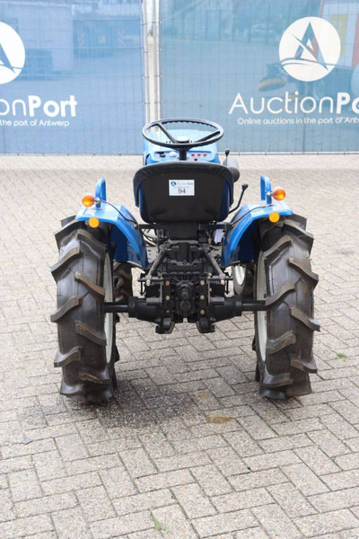 Iseki TX1500F - Трактор: фото 5 Iseki TX1500F - Трактор: фото 5