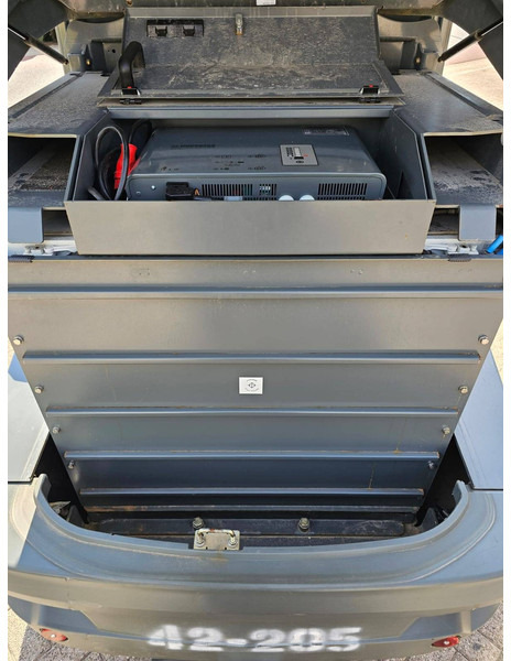 Колёсный погрузчик Kramer 357: фото 13