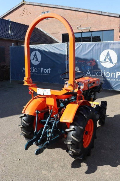 Kubota B5000 - Трактор: фото 5 Kubota B5000 - Трактор: фото 5