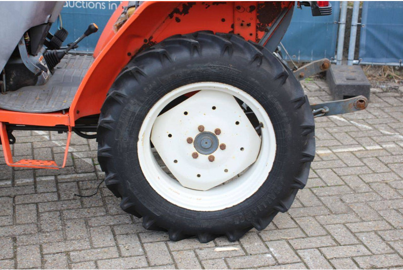 Трактор Kubota GRANDEL GL221: фото 12