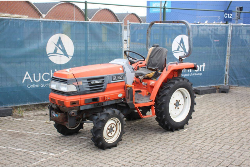 Трактор Kubota GRANDEL GL221: фото 8