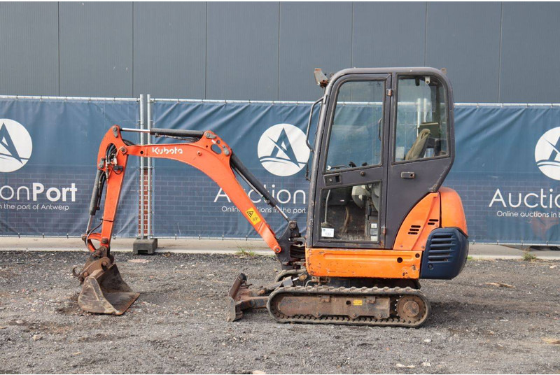 Kubota KX 418 - Гусеничный экскаватор: фото 2 Kubota KX 418 - Гусеничный экскаватор: фото 2