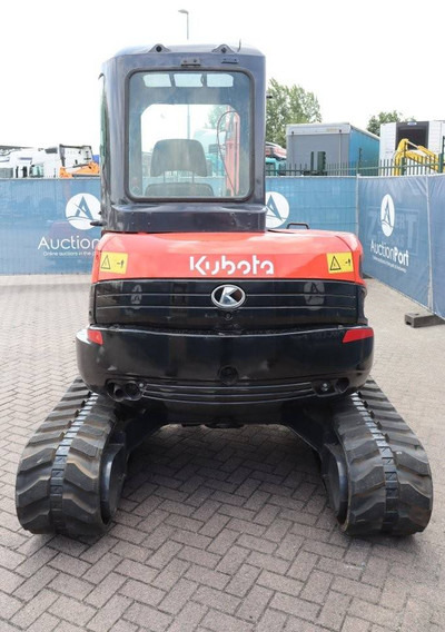 Kubota U55-4 - Гусеничный экскаватор: фото 5 Kubota U55-4 - Гусеничный экскаватор: фото 5