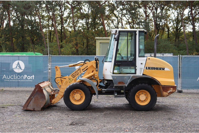 Liebherr L507 - Колёсный погрузчик: фото 2 Liebherr L507 - Колёсный погрузчик: фото 2