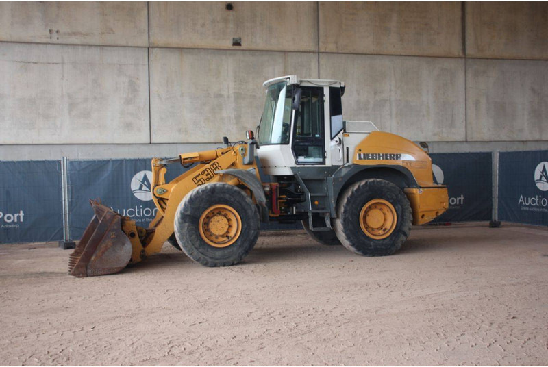 Liebherr L538 - Колёсный погрузчик: фото 1 Liebherr L538 - Колёсный погрузчик: фото 1