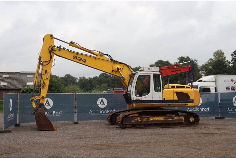 Liebherr R924C HD-SL - Гусеничный экскаватор: фото 1 Liebherr R924C HD-SL - Гусеничный экскаватор: фото 1