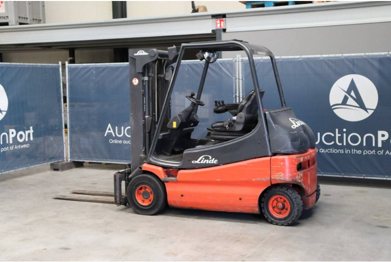Linde E25-02 - Электропогрузчик: фото 3 Linde E25-02 - Электропогрузчик: фото 3