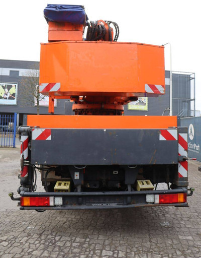 MAN 26.364 6x4 - Автоманипулятор: фото 3 MAN 26.364 6x4 - Автоманипулятор: фото 3