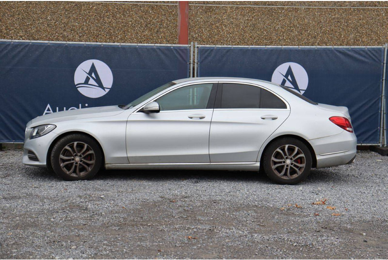 Mercedes-Benz C-Klasse 200 - Седан: фото 2 Mercedes-Benz C-Klasse 200 - Седан: фото 2