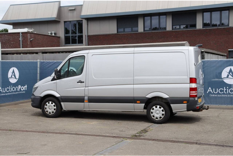 Mercedes-Benz Sprinter - Цельнометаллический фургон: фото 3 Mercedes-Benz Sprinter - Цельнометаллический фургон: фото 3