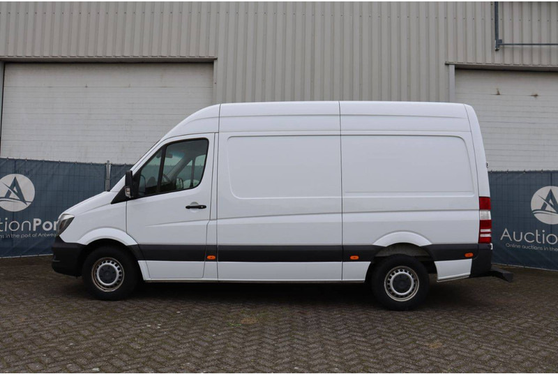 Mercedes-Benz Sprinter - Цельнометаллический фургон: фото 2 Mercedes-Benz Sprinter - Цельнометаллический фургон: фото 2