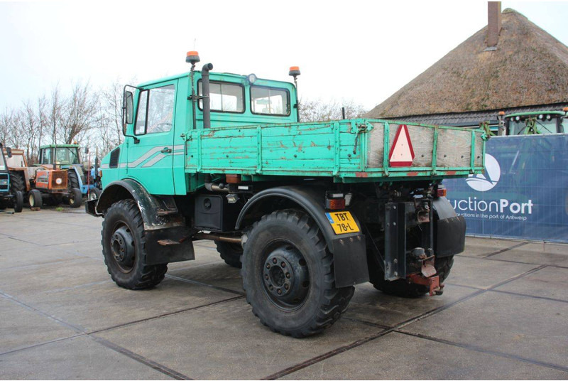 Mercedes-Benz Unimog 1300 - Грузовик бортовой/ Платформа: фото 3 Mercedes-Benz Unimog 1300 - Грузовик бортовой/ Платформа: фото 3