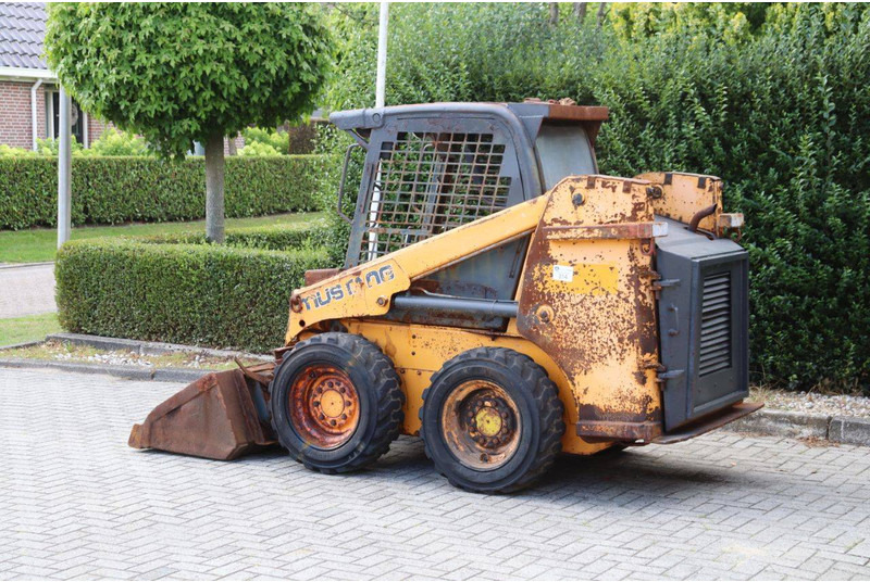 Mustang 2040 - Колёсный погрузчик: фото 3 Mustang 2040 - Колёсный погрузчик: фото 3