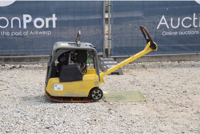 Neuson DPU 3050 - Виброплита: фото 1 Neuson DPU 3050 - Виброплита: фото 1