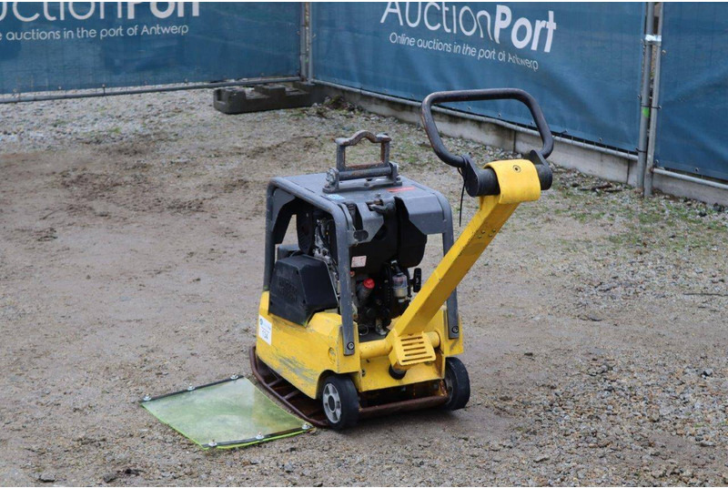 Neuson DPU3050 - Виброплита: фото 4 Neuson DPU3050 - Виброплита: фото 4