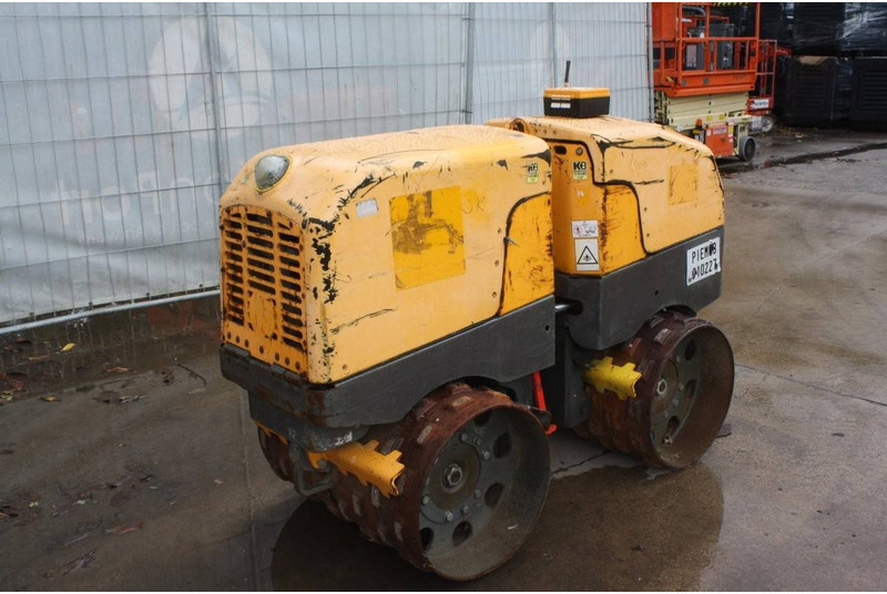 Neuson Roller RT2SC - Каток: фото 1 Neuson Roller RT2SC - Каток: фото 1