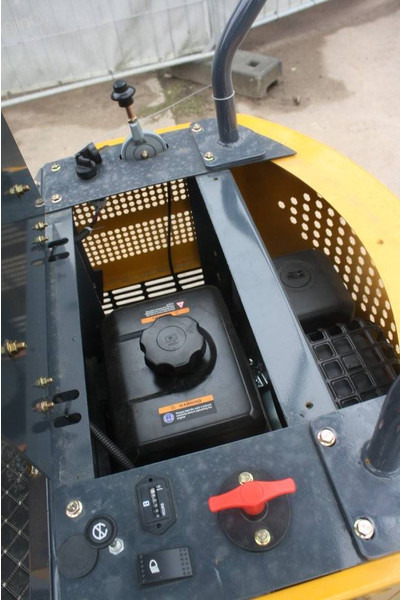 Новый Мини-экскаватор Newkrick ZW 316: фото 13 Новый Мини-экскаватор Newkrick ZW 316: фото 13