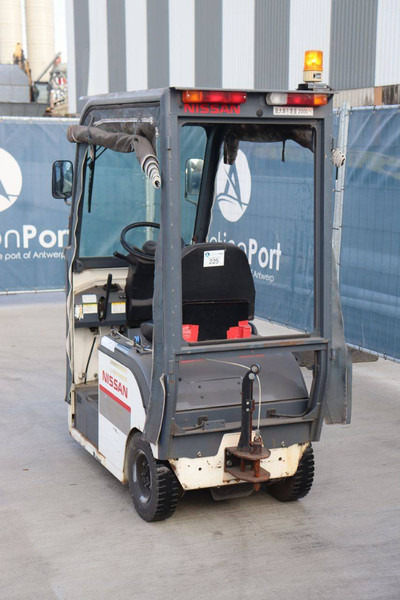 Nissan 4CBT2 - Электропогрузчик: фото 4 Nissan 4CBT2 - Электропогрузчик: фото 4