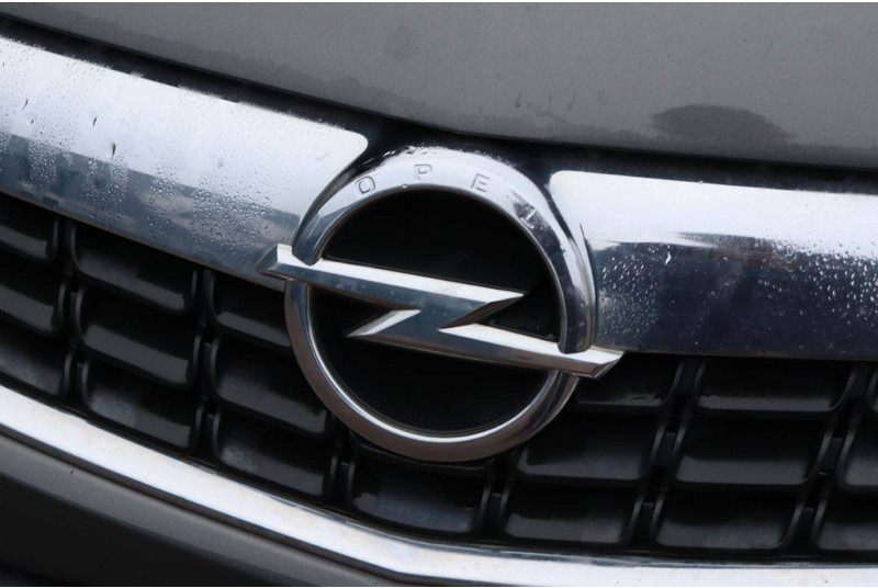 Легковой автомобиль Opel Astra Sports Tourer: фото 11 Легковой автомобиль Opel Astra Sports Tourer: фото 11