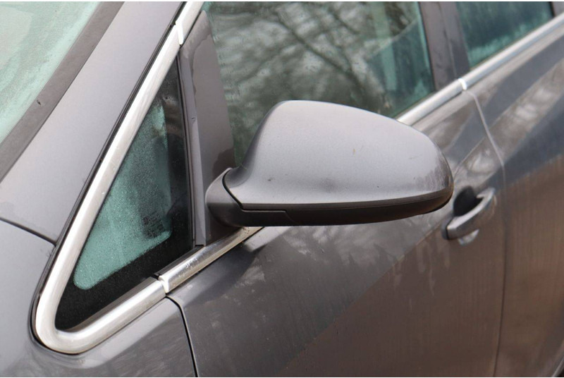 Легковой автомобиль Opel Astra Sports Tourer: фото 12 Легковой автомобиль Opel Astra Sports Tourer: фото 12