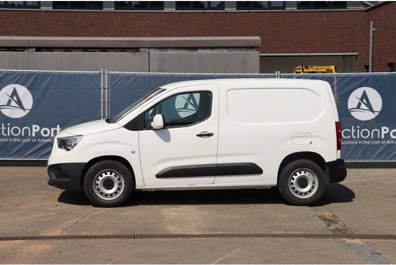 Opel Combo Cargo - Цельнометаллический фургон: фото 2 Opel Combo Cargo - Цельнометаллический фургон: фото 2