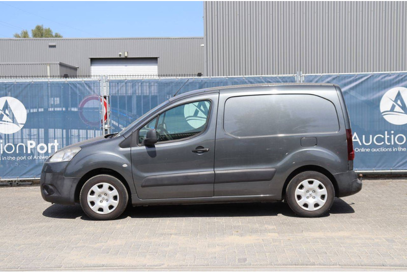 Peugeot Partner - Цельнометаллический фургон: фото 2 Peugeot Partner - Цельнометаллический фургон: фото 2