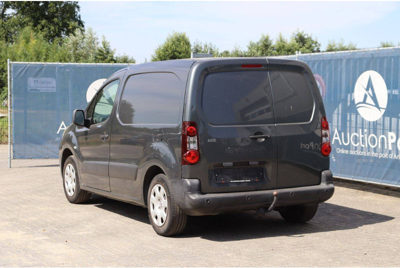 Peugeot Partner - Цельнометаллический фургон: фото 4 Peugeot Partner - Цельнометаллический фургон: фото 4