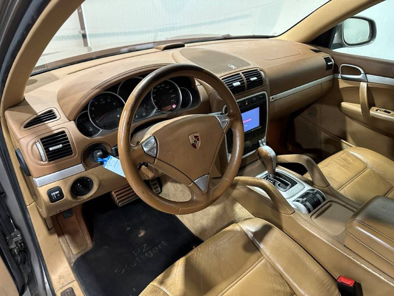 Porsche Cayenne S - Внедорожник: фото 5 Porsche Cayenne S - Внедорожник: фото 5